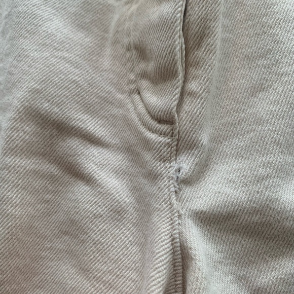 Aritzia Wilfred modern cargo pants in gd birch - Picture 8 of 8